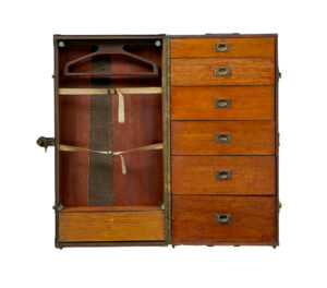 Early 20th Century American Steamer Fitted Chest — thumbnail 10