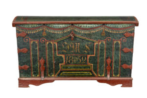 MID 19TH CENTURY HAND PAINTED SWEDISH OAK COFFER