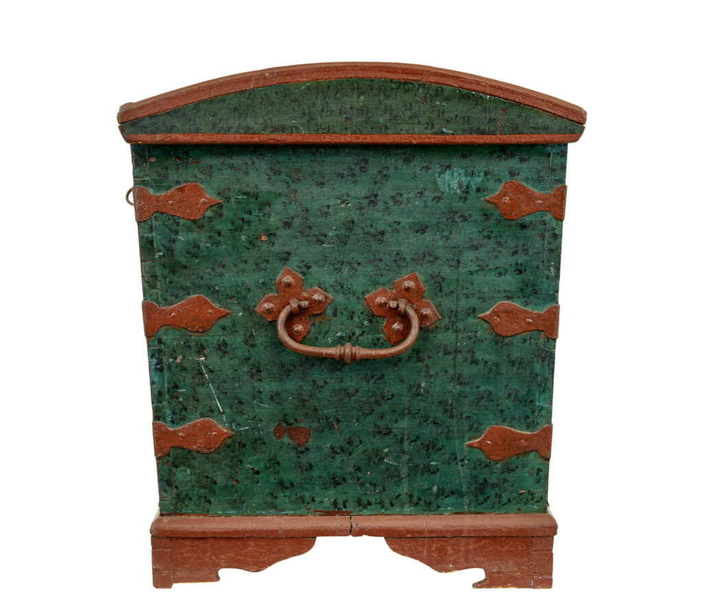 Mid 19th Century Hand Painted Swedish Oak Coffer — image 8