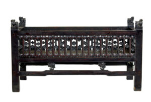 19th Century Chinese Lacquered Childs Bed — thumbnail 6