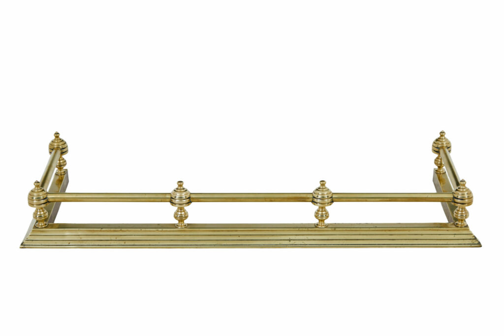 Early 20th Century Brass Fireside Fender — image 5