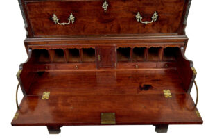Early 19th Century Georgian Mahogany Secretaire Chest on Chest — thumbnail 3