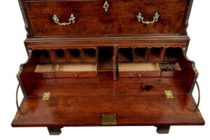 Early 19th Century Georgian Mahogany Secretaire Chest on Chest — thumbnail 2