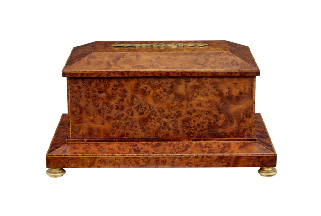 Early 20th Century Burr Yew Desktop Box with Clock — image 7