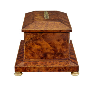 Early 20th Century Burr Yew Desktop Box with Clock — thumbnail 6