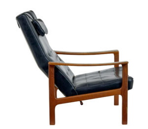 Mid 20th Century Scandinavian Teak Reclining Leather Armchair — thumbnail 3