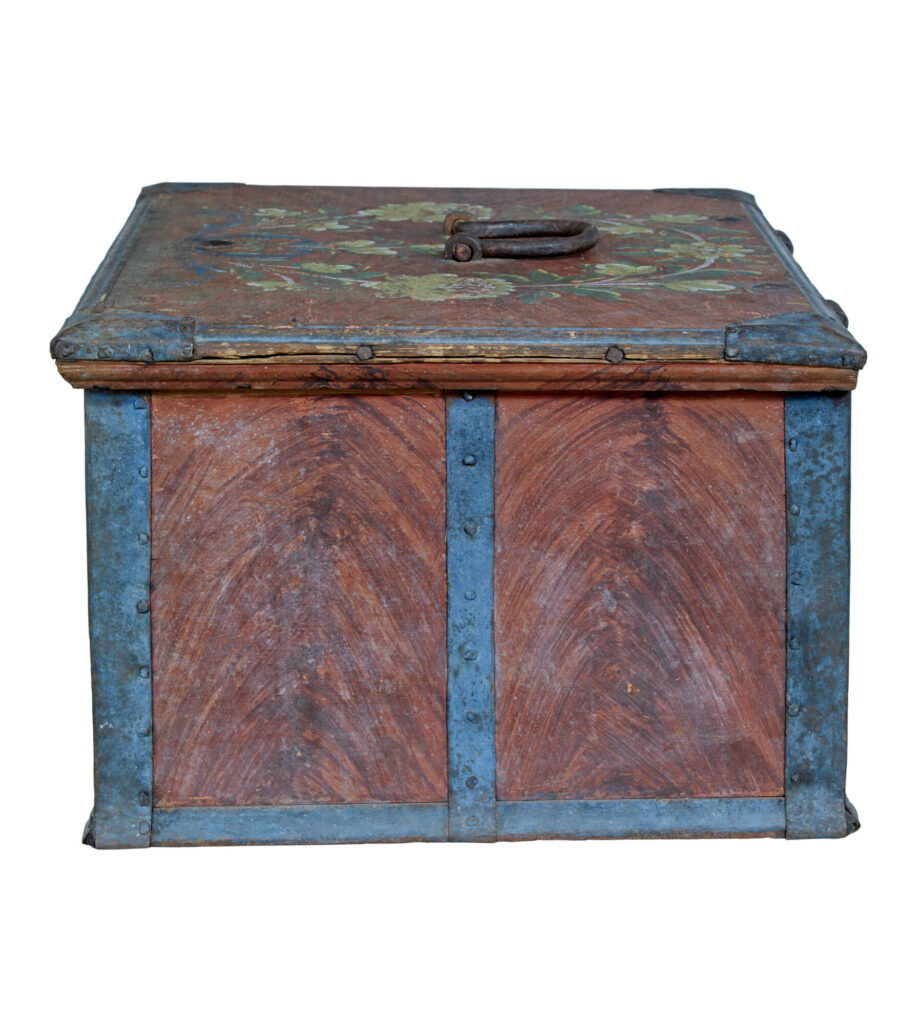 Mid 19th Century Swedish Folk Art Painted Box — image 7