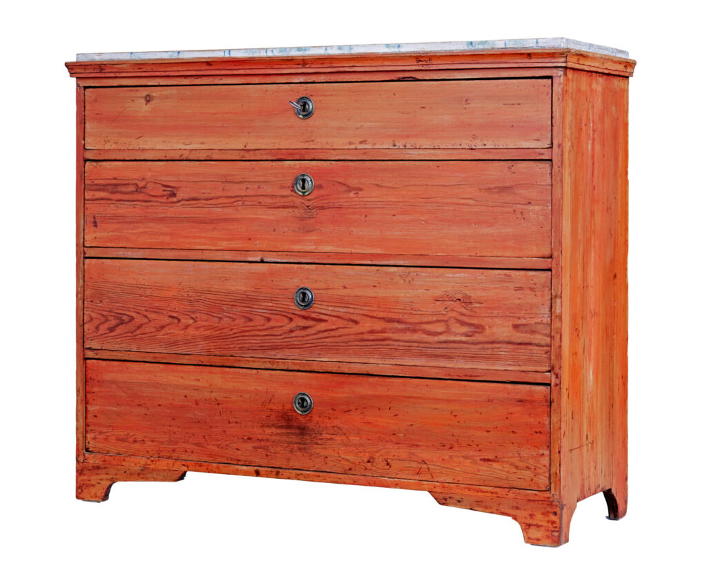 SWEDISH EARLY 19TH CENTURY HAND PAINTED PINE CHEST OF DRAWERS