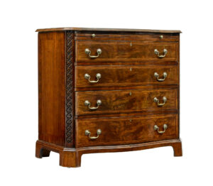 EARLY 19TH CENTURY WALNUT CHEST OF DRAWERS