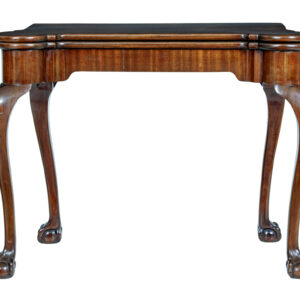 19TH CENTURY CHIPPENDALE REVIVAL MAHOGANY CARD TABLE