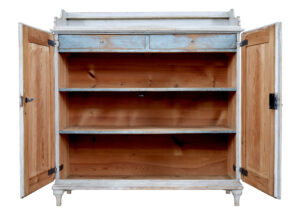 Swedish 19th Century Painted Pine Cupboard — thumbnail 9