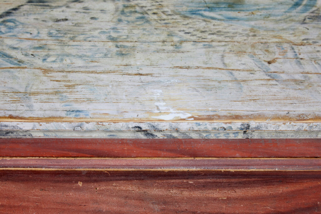 19th Century Hand Painted Swedish Chest of Drawers — image 3