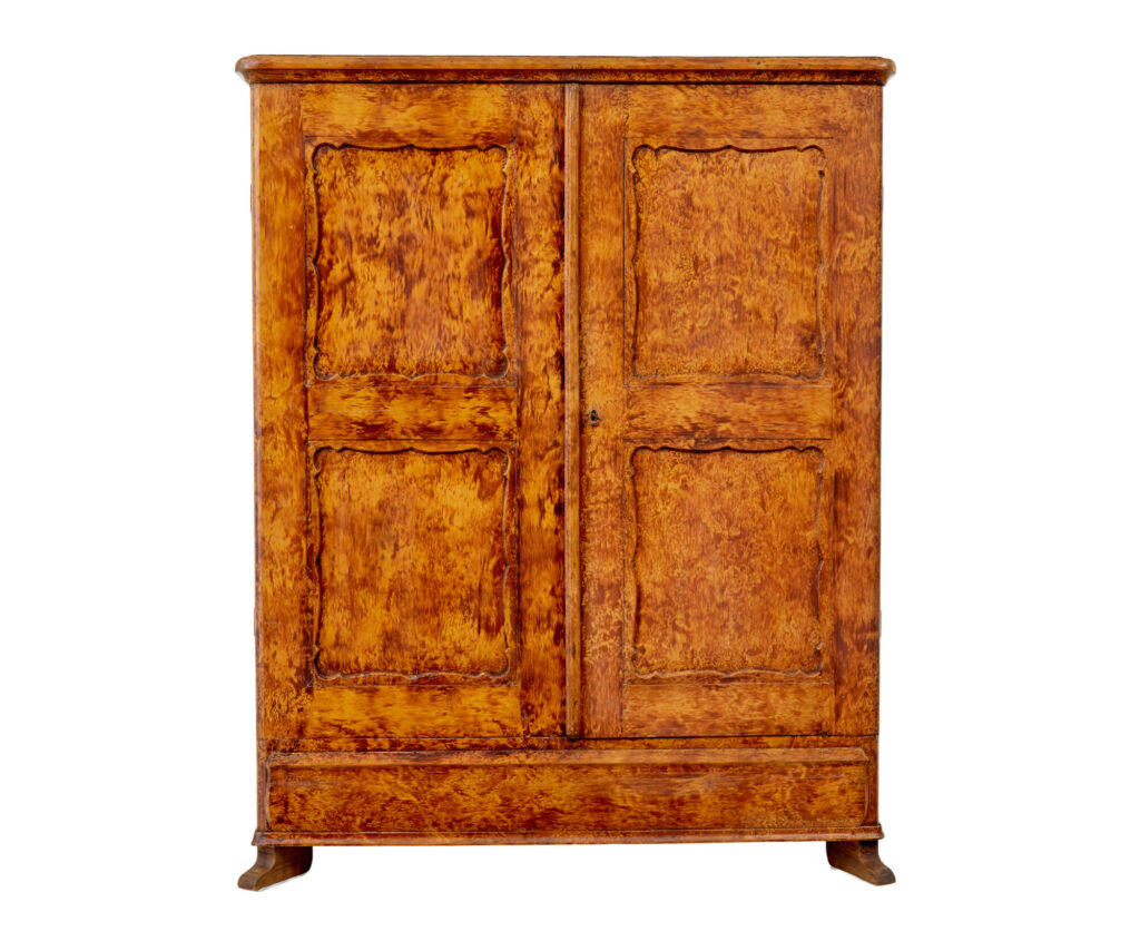 19th Century Traditional Swedish Painted Pine Cupboard — image 12