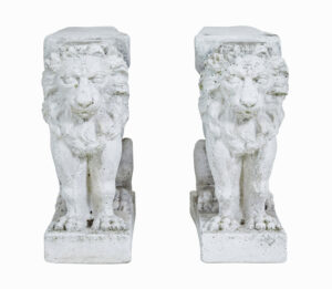 Pair of Early 20th Century Stone Garden Lion Pedestals — thumbnail 2