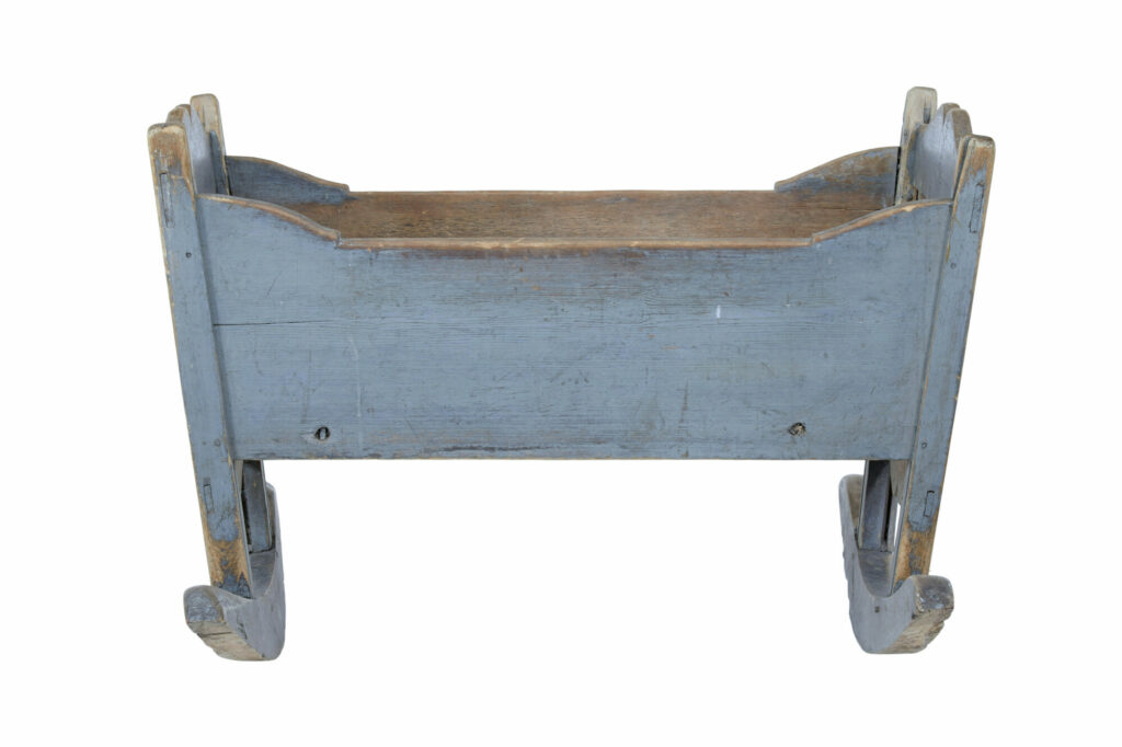 Mid 19th Century Swedish Painted Pine Rocking Cradle — image 4