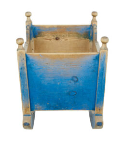 Mid 19th Century Traditional Swedish Painted Pine Cradle — thumbnail 4