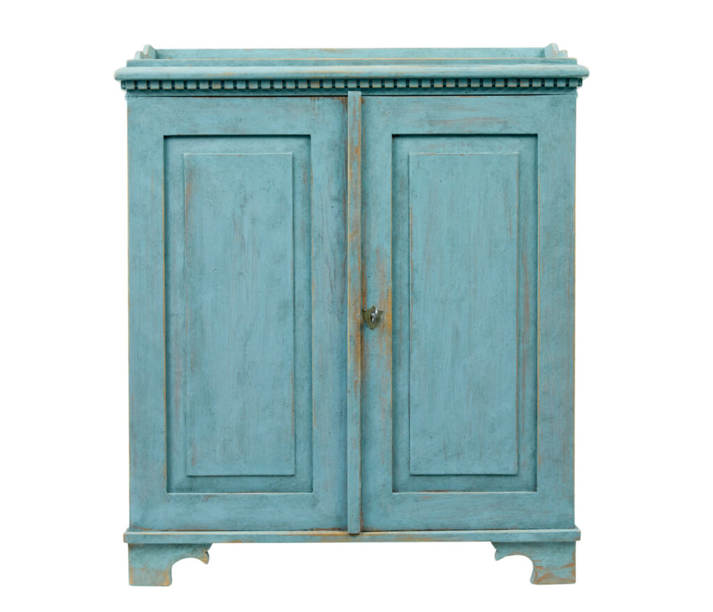 19th Century Scandinavian Painted Pine Double Door Cupboard — image 6