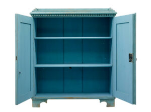 19th Century Scandinavian Painted Pine Double Door Cupboard — thumbnail 5