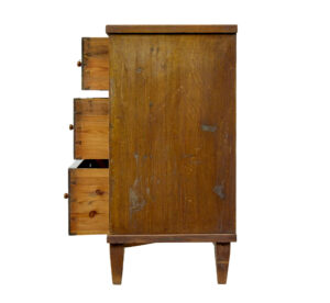 Mid 19th Century Traditional Swedish Painted Chest of Drawers — thumbnail 4