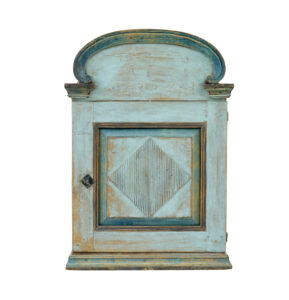 Finnish 19th Century Painted Pine Wall Cupboard — thumbnail 8