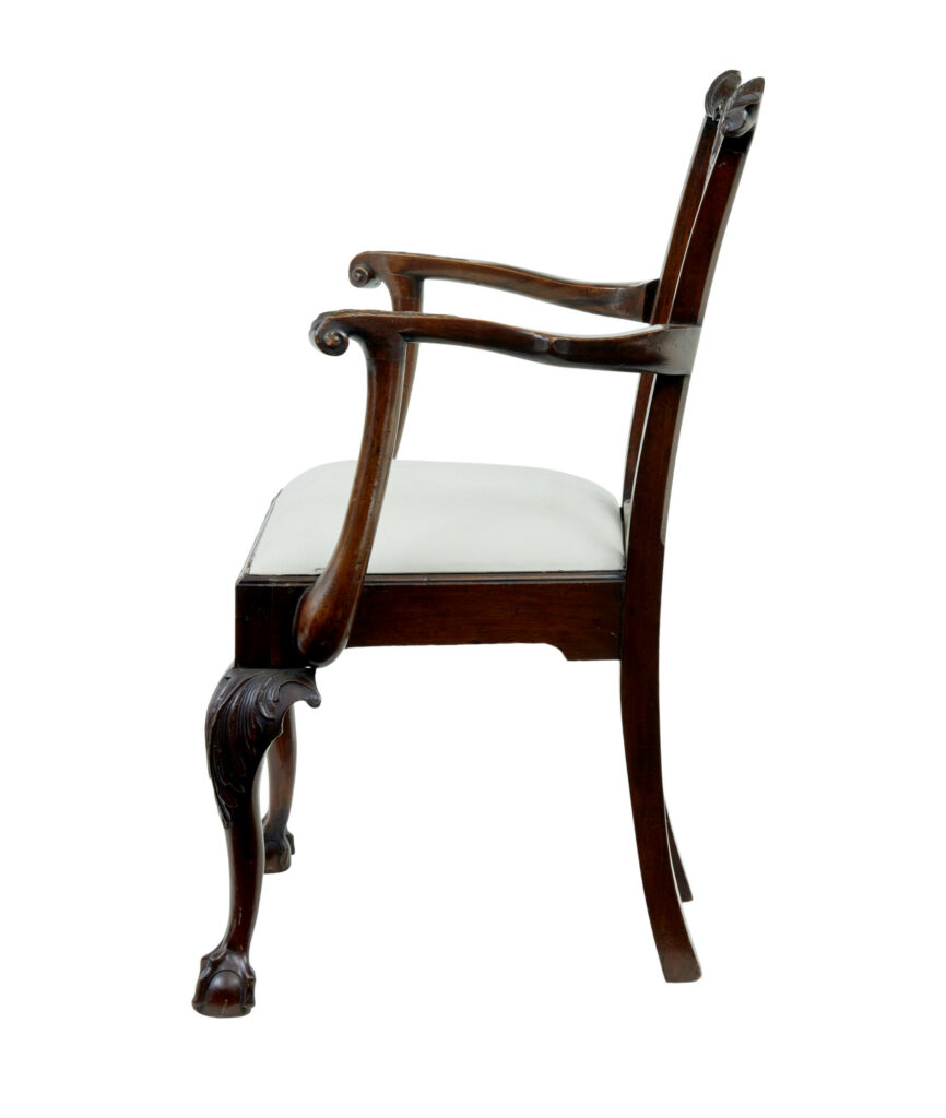 Set of 10 19th Century Chippendale Design Dining Chairs — image 5