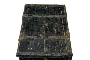 Scandinavian Mid 19th Century Painted Pine Chest — thumbnail 4