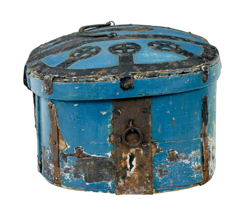 19th Century Hand Painted Scandinavian Oval Strong Box — image 5