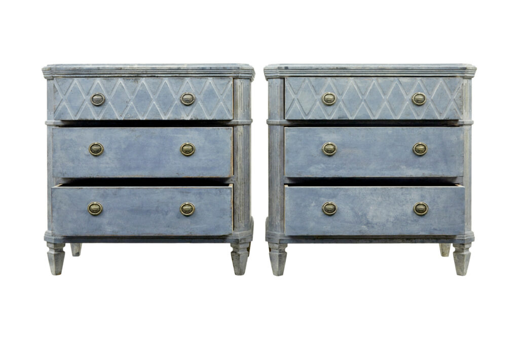 Swedish Pair of 19th Century Gustavian Influenced Chest of Drawers — image 9