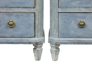 Swedish Pair of 19th Century Gustavian Influenced Chest of Drawers — thumbnail 5