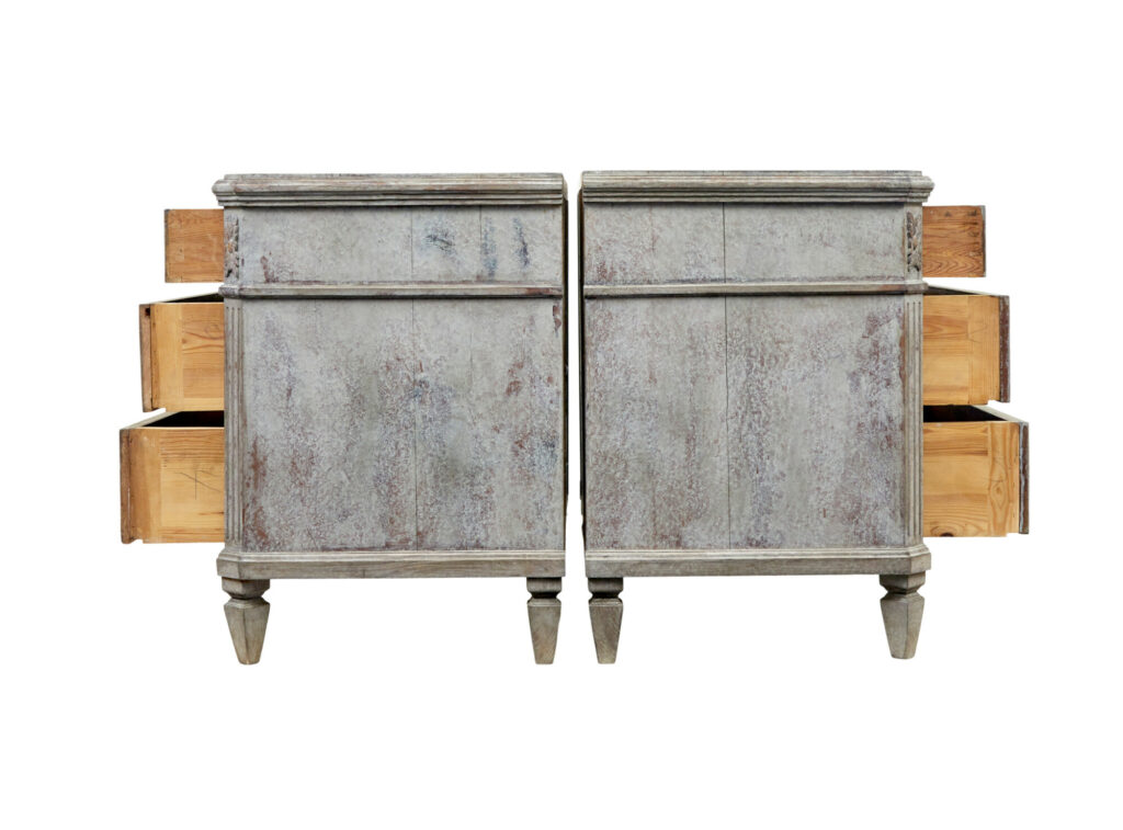 19th Century Pair of Swedish Hand Painted Chest of Drawers — image 8