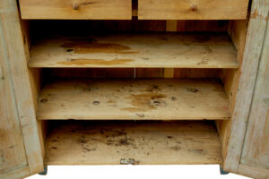 Early 19th Century Rustic Painted Scandinavian Cupboard — thumbnail 7