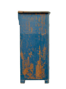 Early 19th Century Rustic Painted Scandinavian Cupboard — thumbnail 4