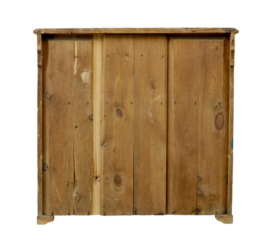 Early 19th Century Rustic Painted Scandinavian Cupboard — image 3
