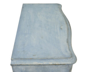 Swedish Pair of 19th Century Painted Serpentine Shaped Chest of Drawers — thumbnail 3