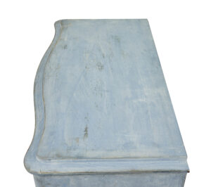Swedish Pair of 19th Century Painted Serpentine Shaped Chest of Drawers — thumbnail 2