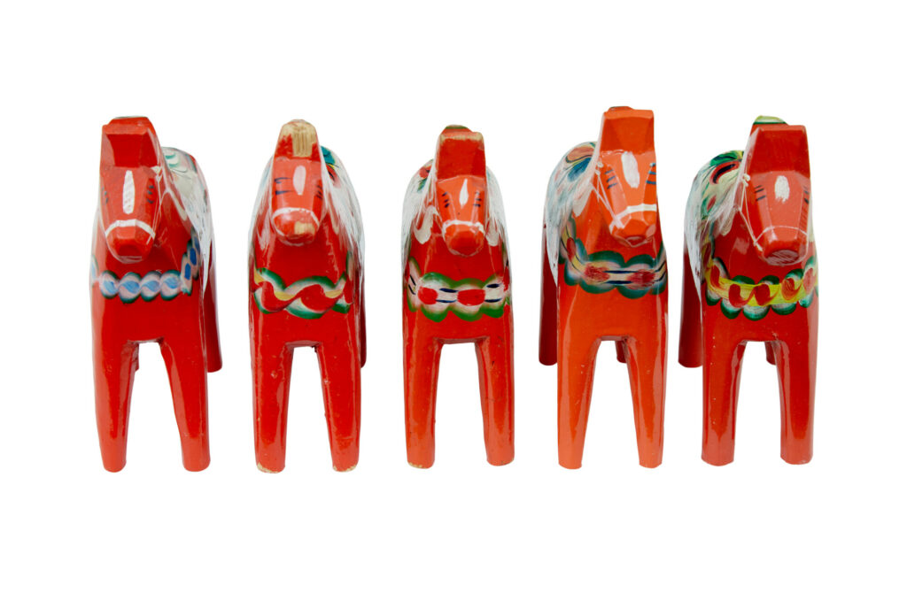Swedish Set of 12 Traditional Hand Painted Dala Horses — image 6