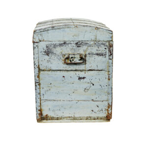 Scandinavian 19th Century Small Dome Top Trunk — thumbnail 4
