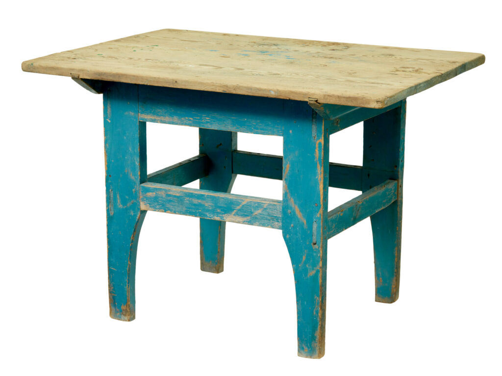 19TH CENTURY SWEDISH PAINTED PINE SIDE TABLE