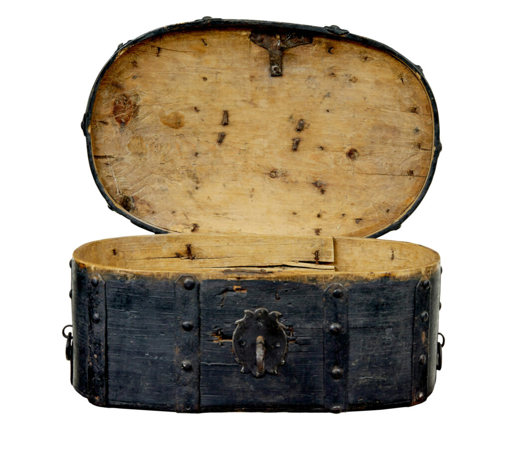 Scandinavian 19th Century Folk Art Handmade Pine Box — image 7