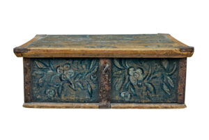 19TH CENTURY HAND PAINTED RUSTIC SWEDISH BOX