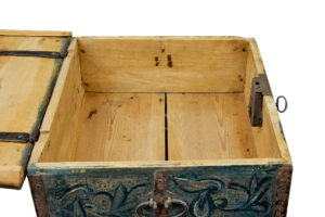 19th Century Hand Painted Rustic Swedish Box — thumbnail 3