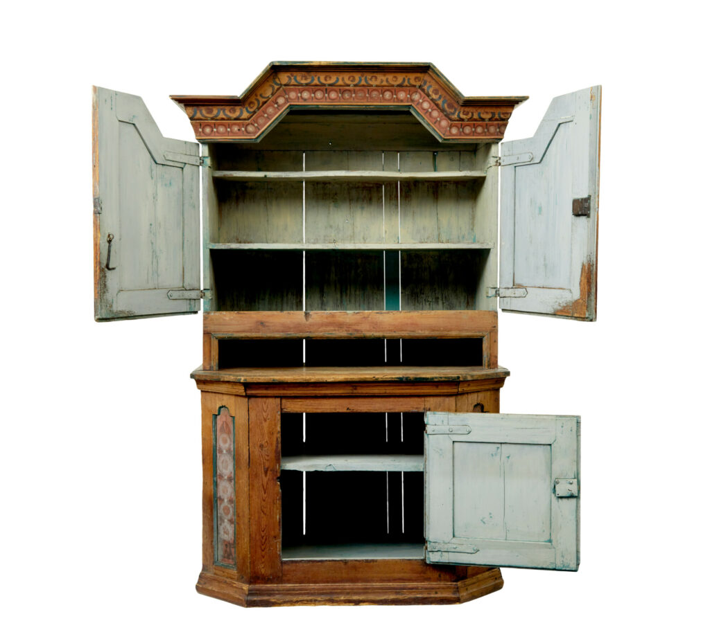 Early 19th Century Hand Painted Swedish Folk Art Cupboard — image 12