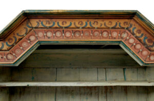 Early 19th Century Hand Painted Swedish Folk Art Cupboard — thumbnail 5
