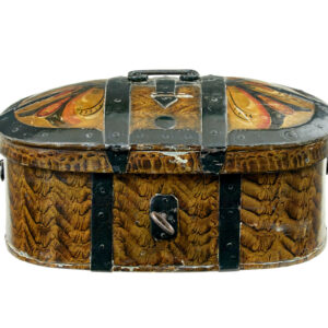 TRADITIONAL 19TH CENTURY HAND PAINTED SCANDINAVIAN BOX