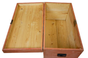 19th Century Scandinavian Pine Flat Top Trunk — thumbnail 2