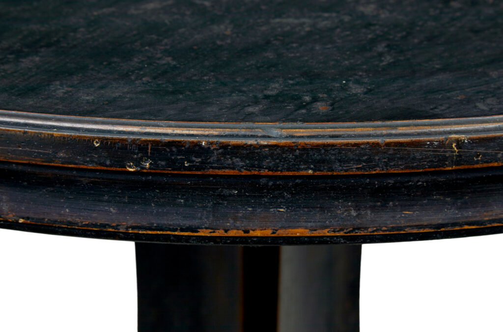 Swedish Art Deco Painted Center Table by Aktie Bolaget Mobilia — image 4