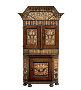 EARLY 19TH CENTURY SWEDISH HAND PAINTED CUPBOARD