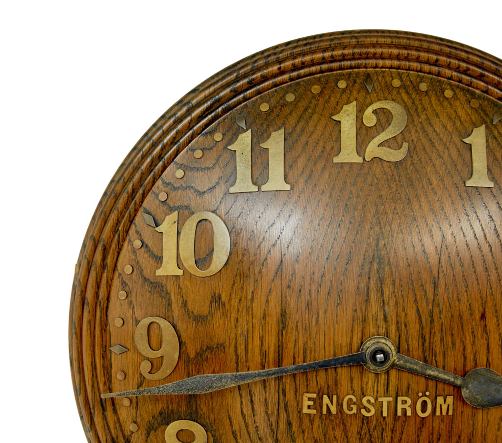 Art Deco Oak Wall Clock Engström by Zenith — image 2