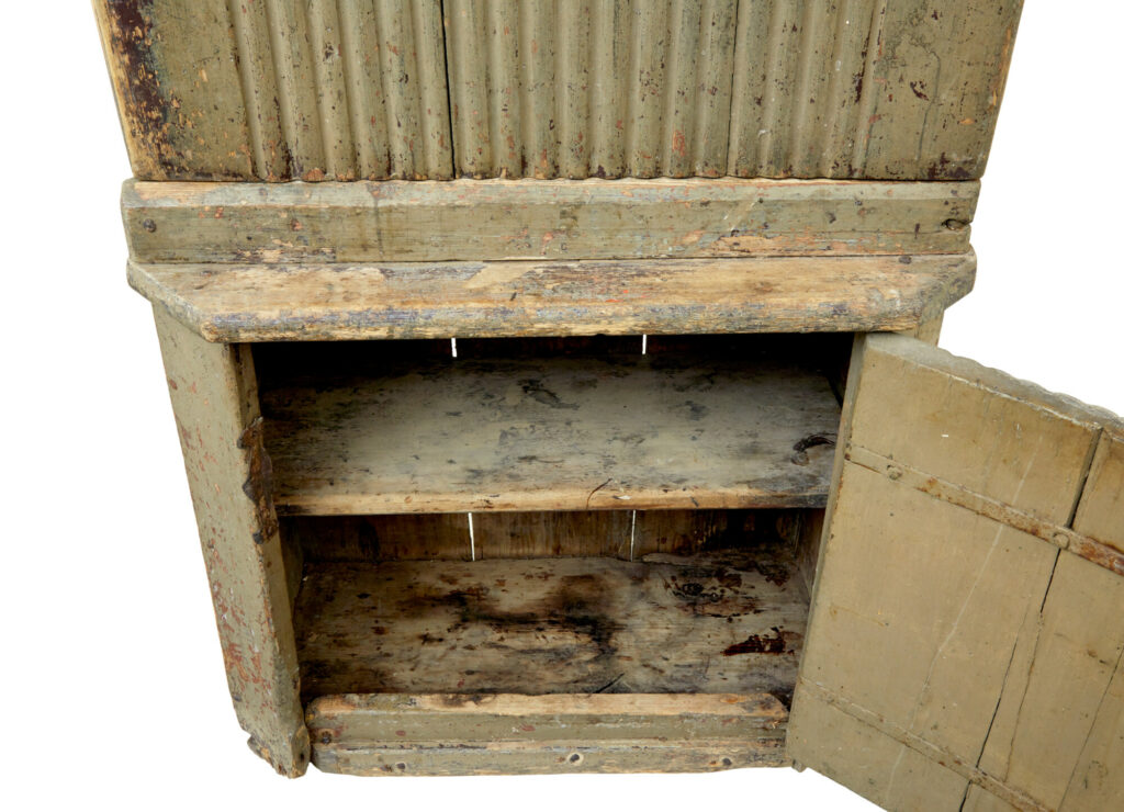 Early 19th Century Scandinavian Carved Pine Cupboard — image 4