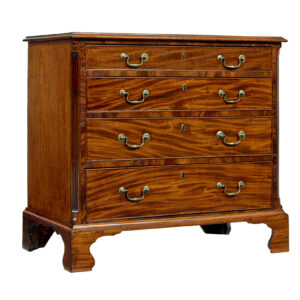 EARLY 19TH CENTURY GEORGIAN CHEST OF DRAWERS